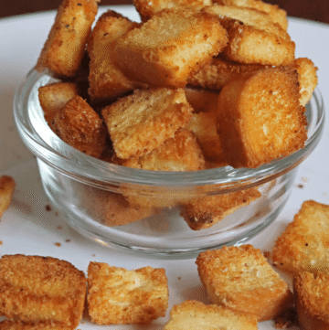 Easy Air Fryer Croutons