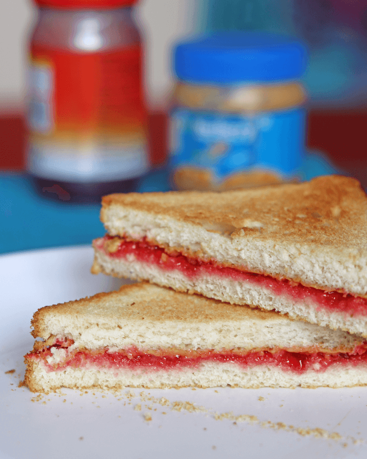 Air Fryer Peanut Butter and Jelly Recipe